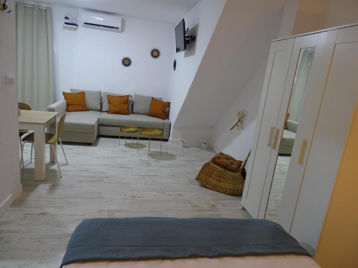 Apartment Casasjerezanas Loft Aitana *